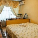 Посуточно Киев. 4-комнатная квартира в центре. Бул.Л.Украинки,9. Без посредников От 50 $ в сутки