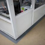 Промышленный напольный плинтус из ПВХ для финишной отделки пола и стен