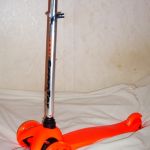 Самокат Мини трехколесный со светящимися колесами и регулируемым рулем