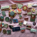 Значки, для колекционеров.