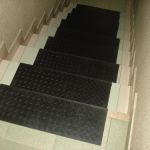 Накладная резиновая проступь - накладка на ступени