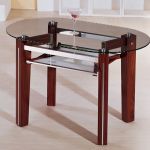 Стеклянные столы и стулья!